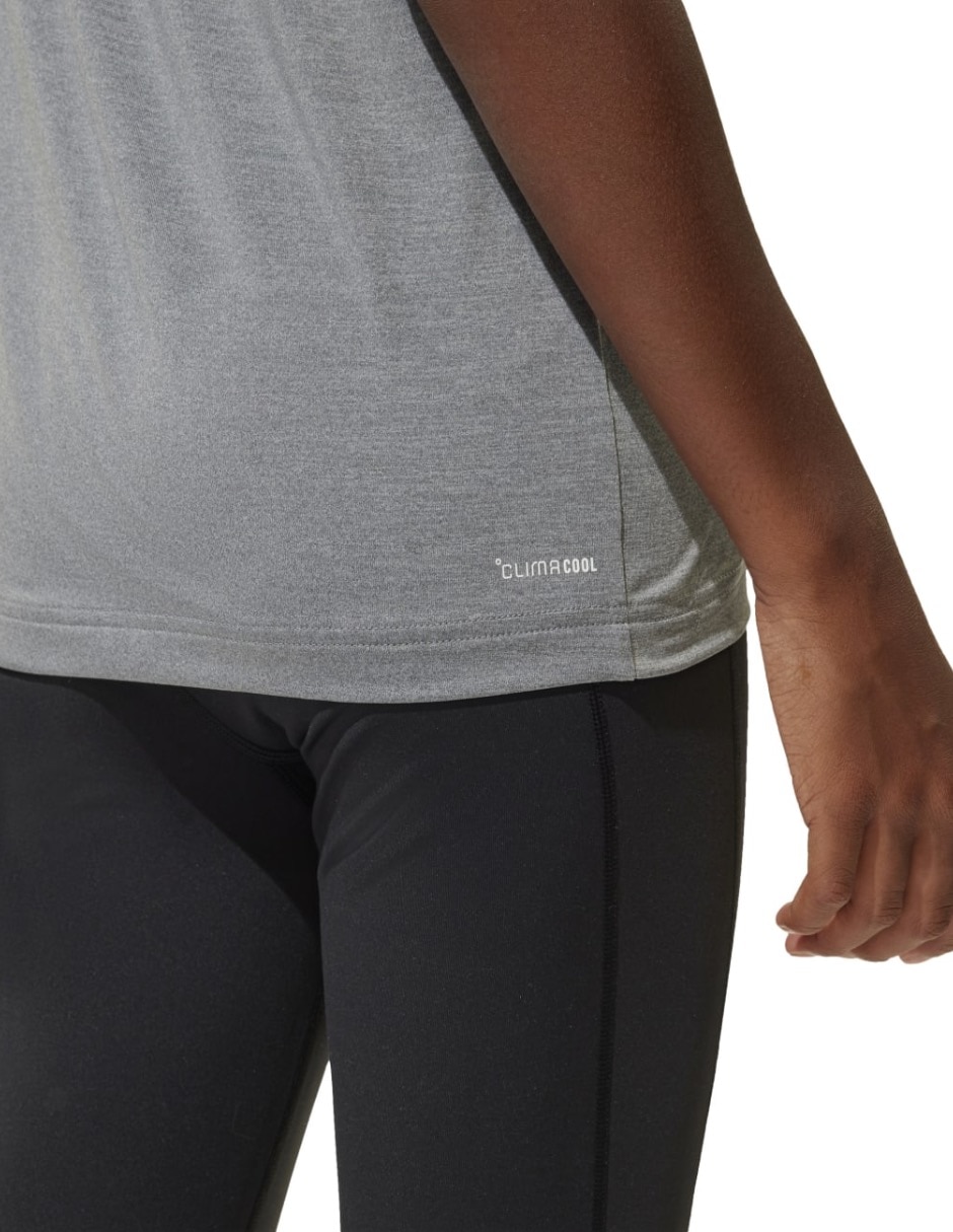 Playera deportiva para entrenamiento de niña