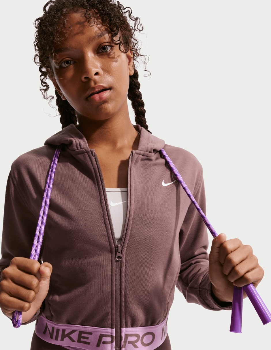 Sudadera Nike Pro Fleece con capucha y bolsa para niña