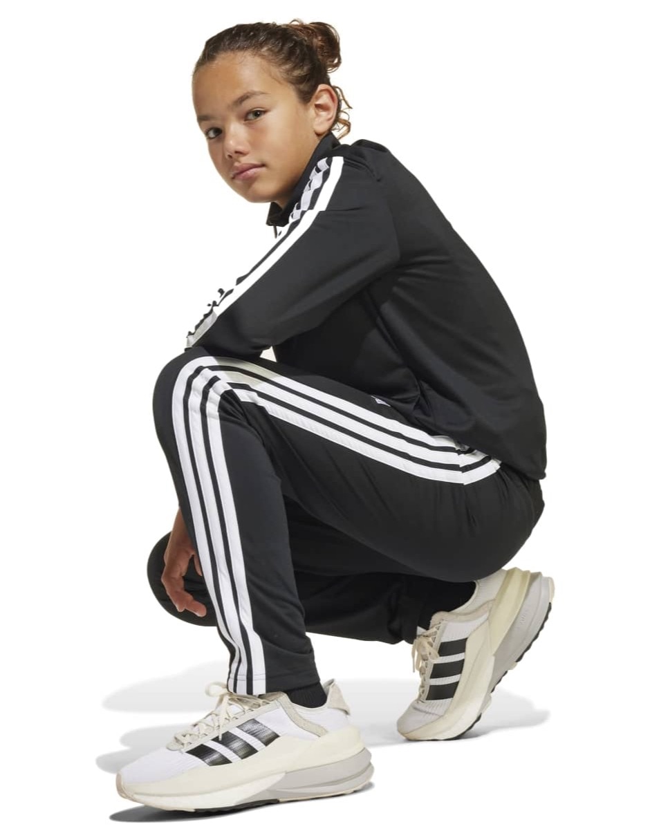 Conjunto deportivo regular adidas con elástico para niña