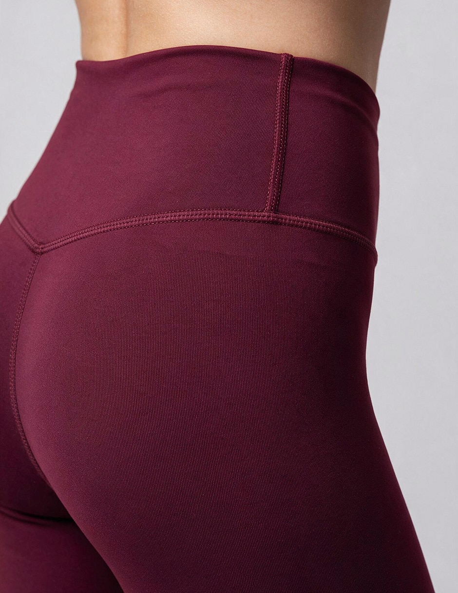 Conjunto deportivo ajustado con elástico para mujer 6