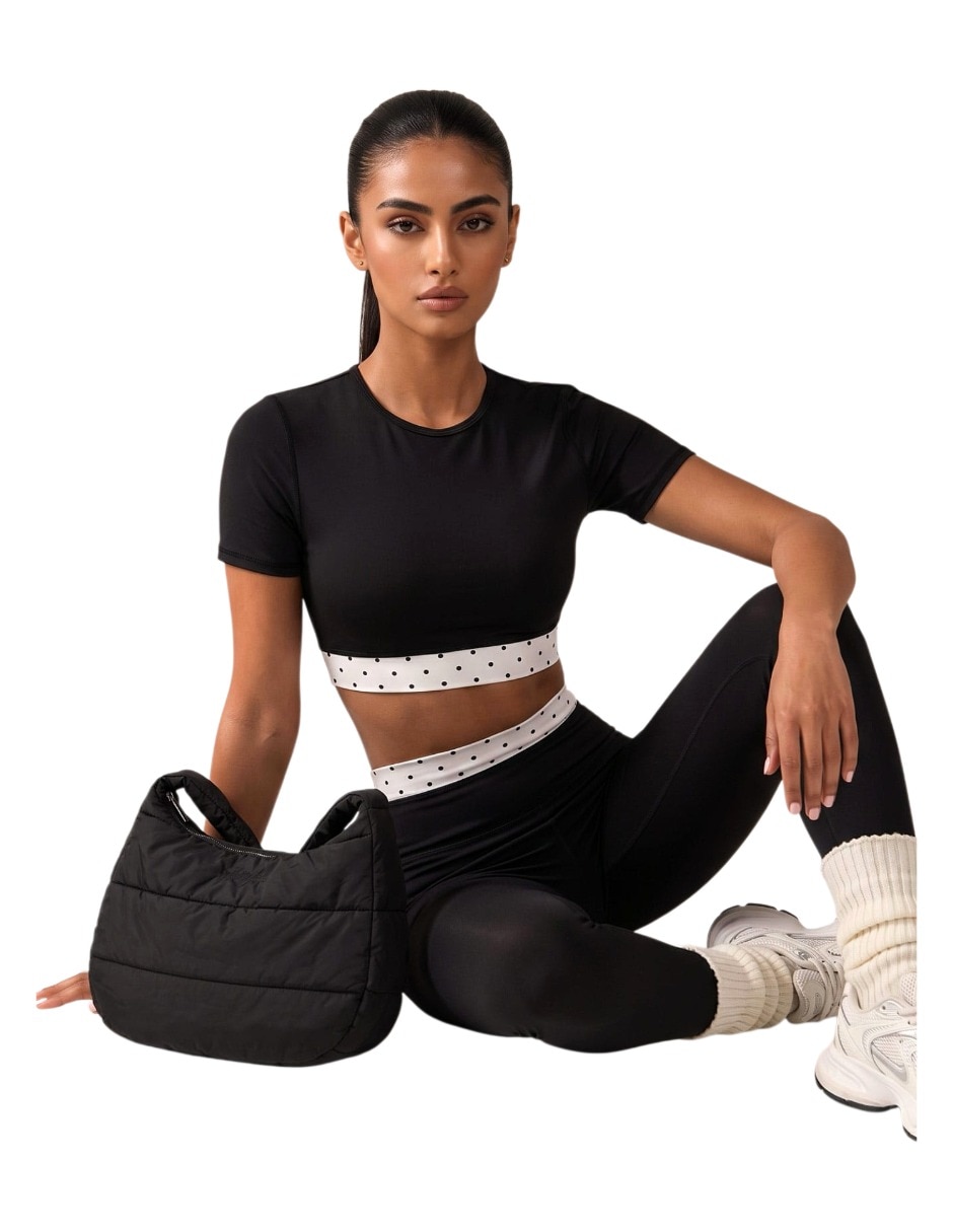 Conjunto deportivo regular con elástico para mujer 6