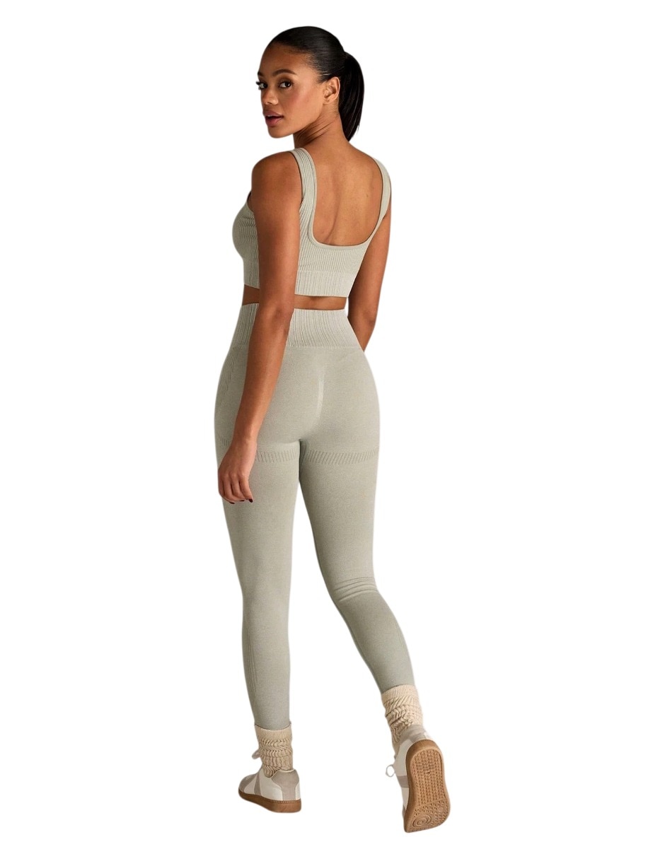 Conjunto deportivo regular con elástico para mujer 2