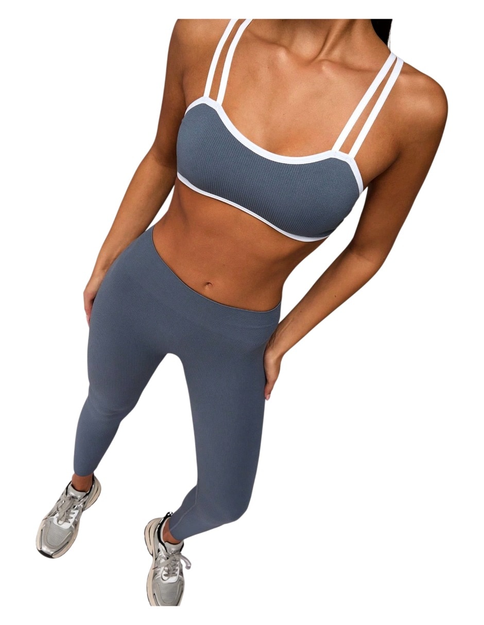 Conjunto deportivo regular con elástico para mujer 6