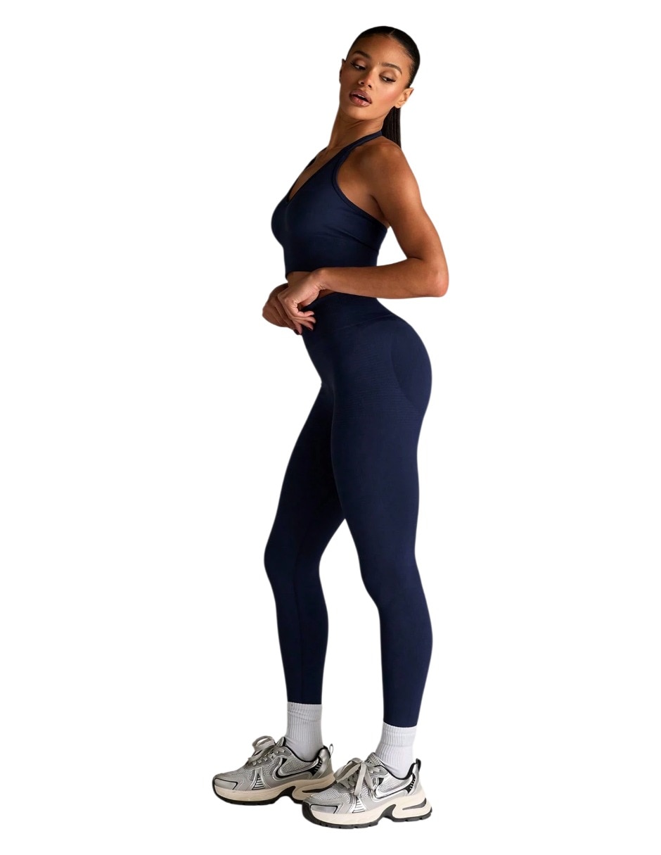 Conjunto deportivo regular con elástico para mujer 5